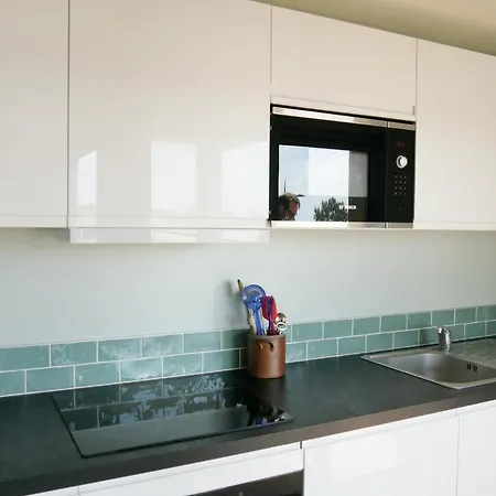 Front De à Apartamento